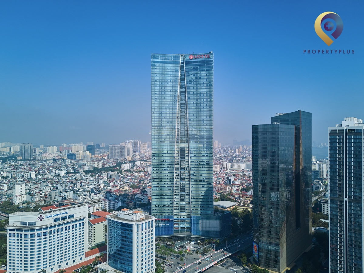 Toà nhà Lotte Center Hà Nội nhìn từ góc Liễu Giai với kiến trúc hiện đại - hình ảnh từ Property Plus